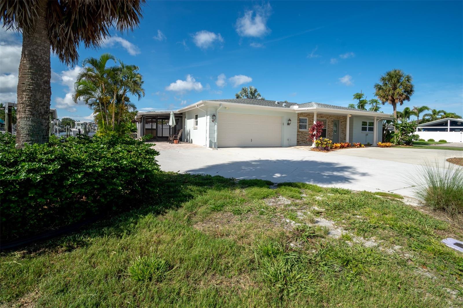 Image 17 of 49 For 171 Palm Boulevard