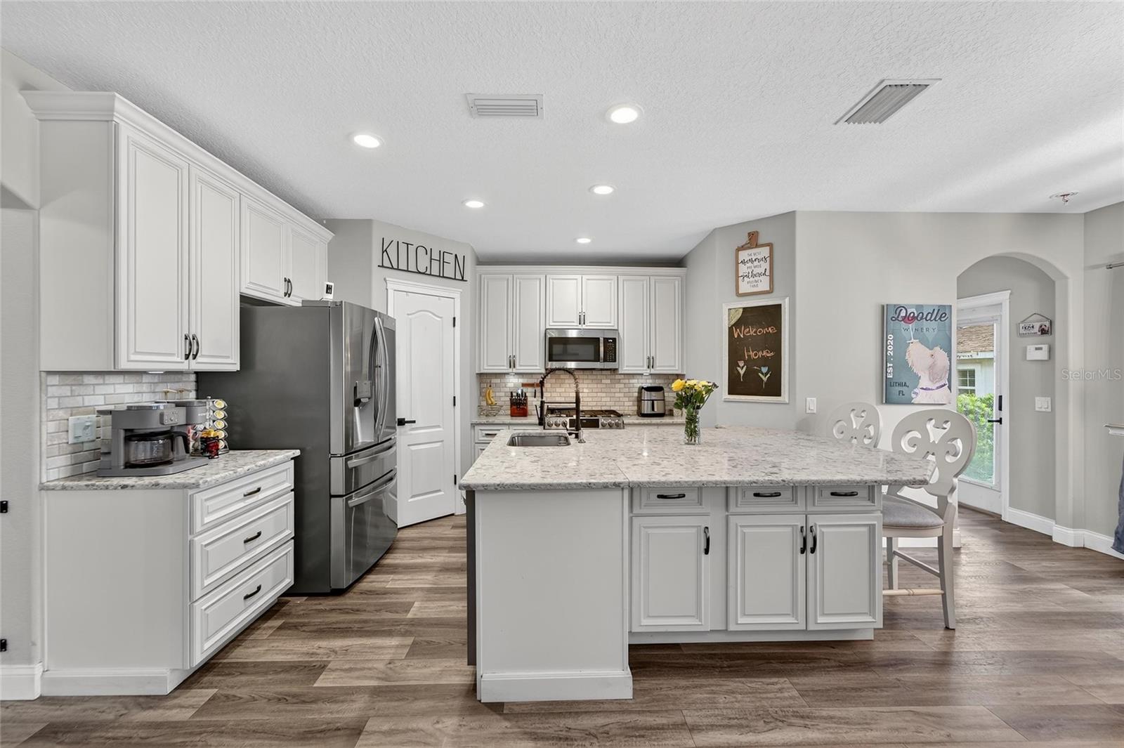 Image 15 of 95 For 5920 Beaconpark Street