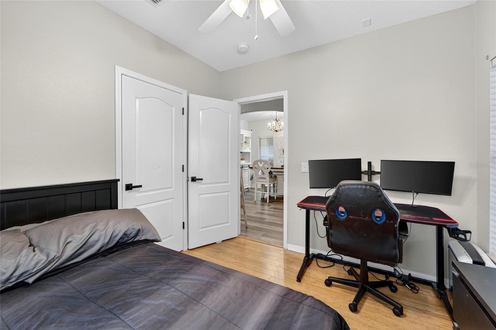 Image 34 of 95 For 5920 Beaconpark Street