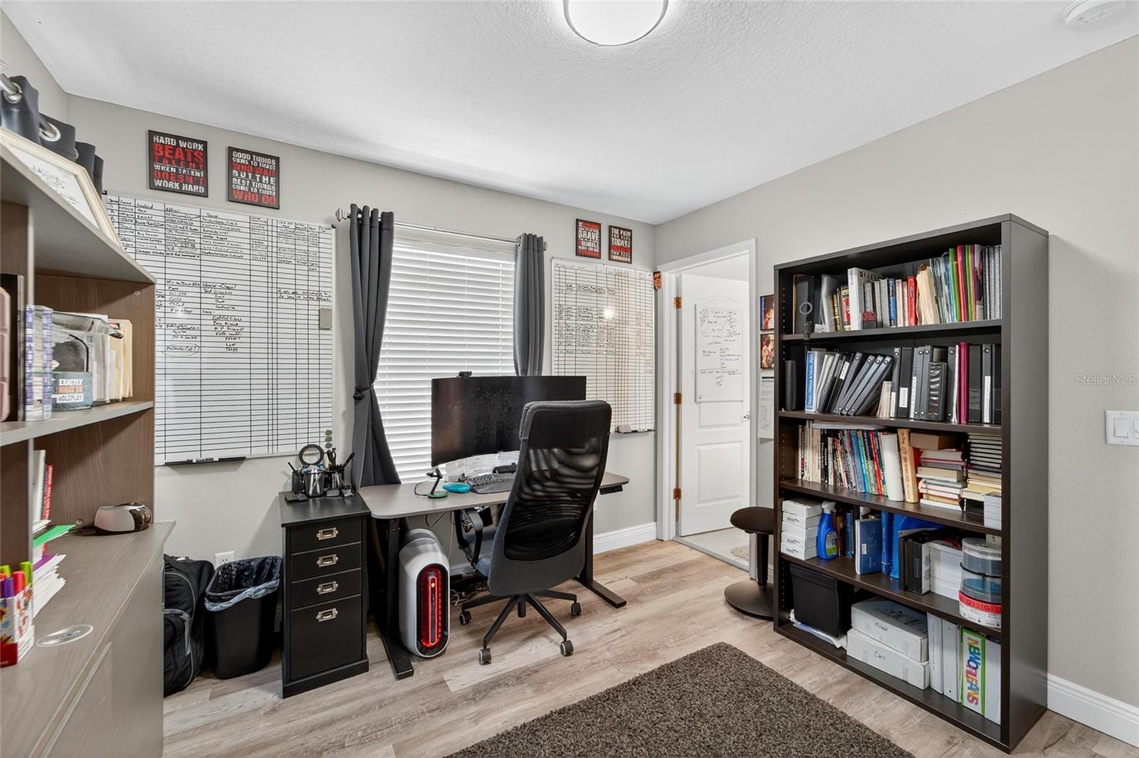Image 70 of 95 For 5920 Beaconpark Street