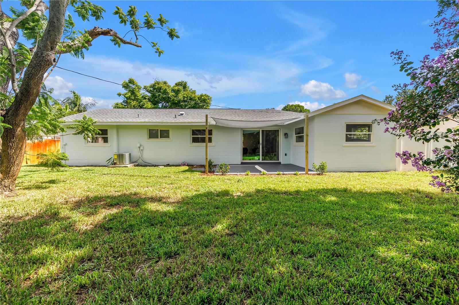 Image 29 of 32 For 6161 35th Avenue N