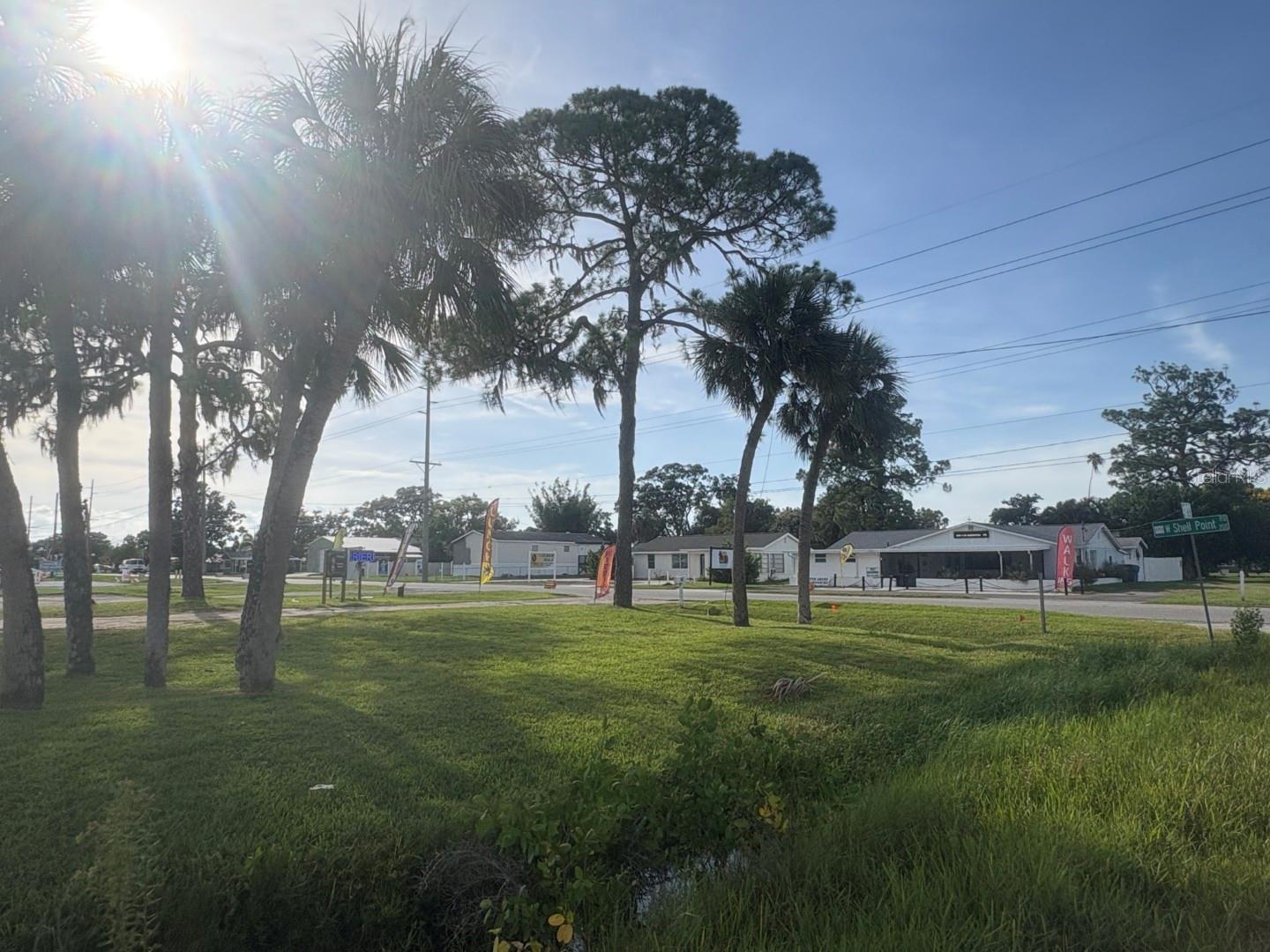 Details for 211 2nd Avenue Nw, RUSKIN, FL 33570