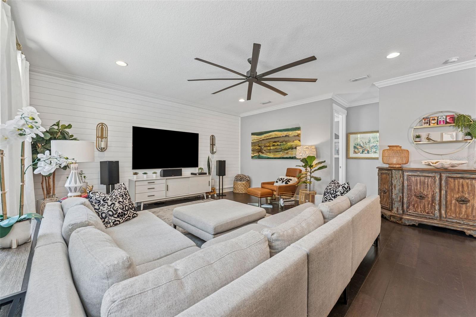 Image 17 of 60 For 3519 Palmira Avenue