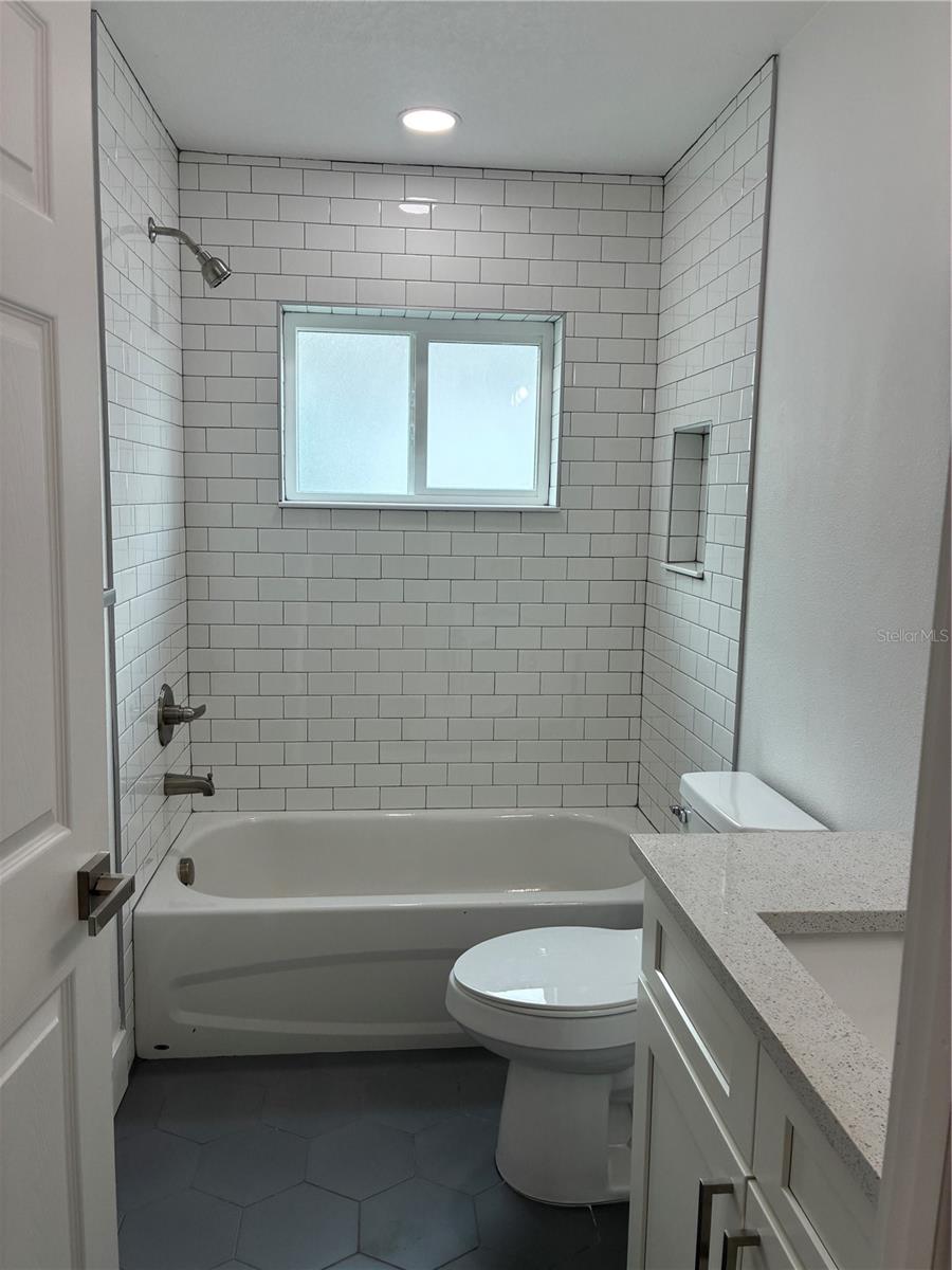 Image 11 of 12 For 505 43rd Street S 5051-2