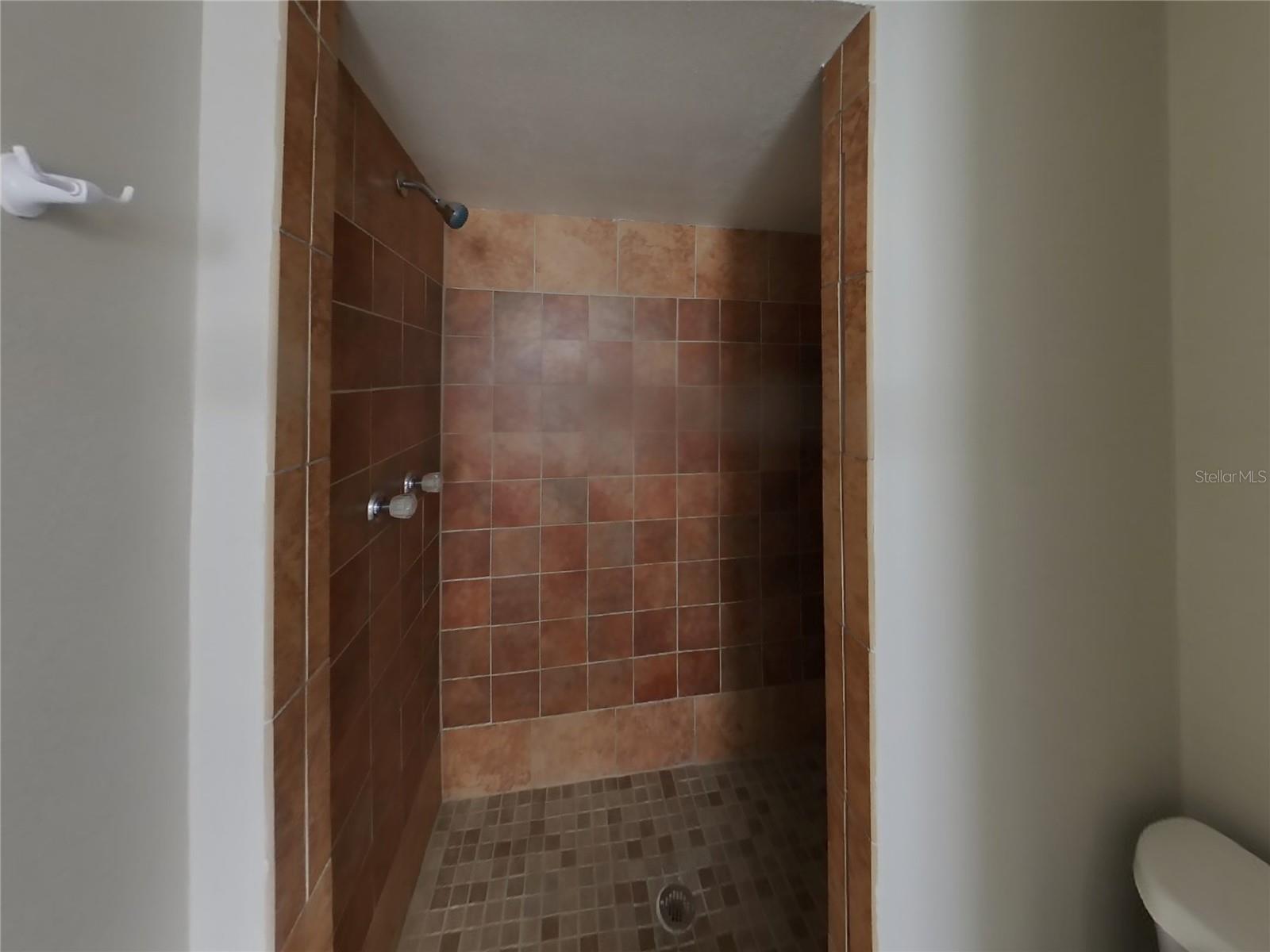 Image 11 of 18 For 4429 Goldcoast Avenue