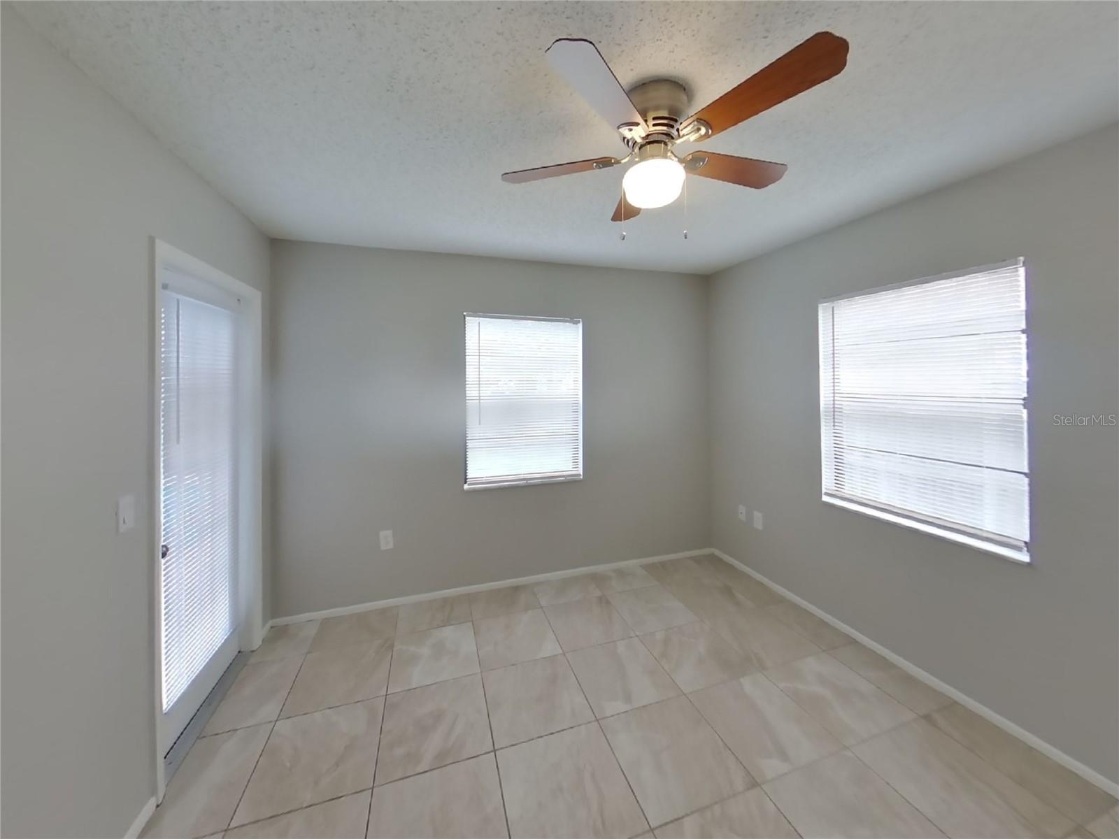 Image 13 of 18 For 4429 Goldcoast Avenue