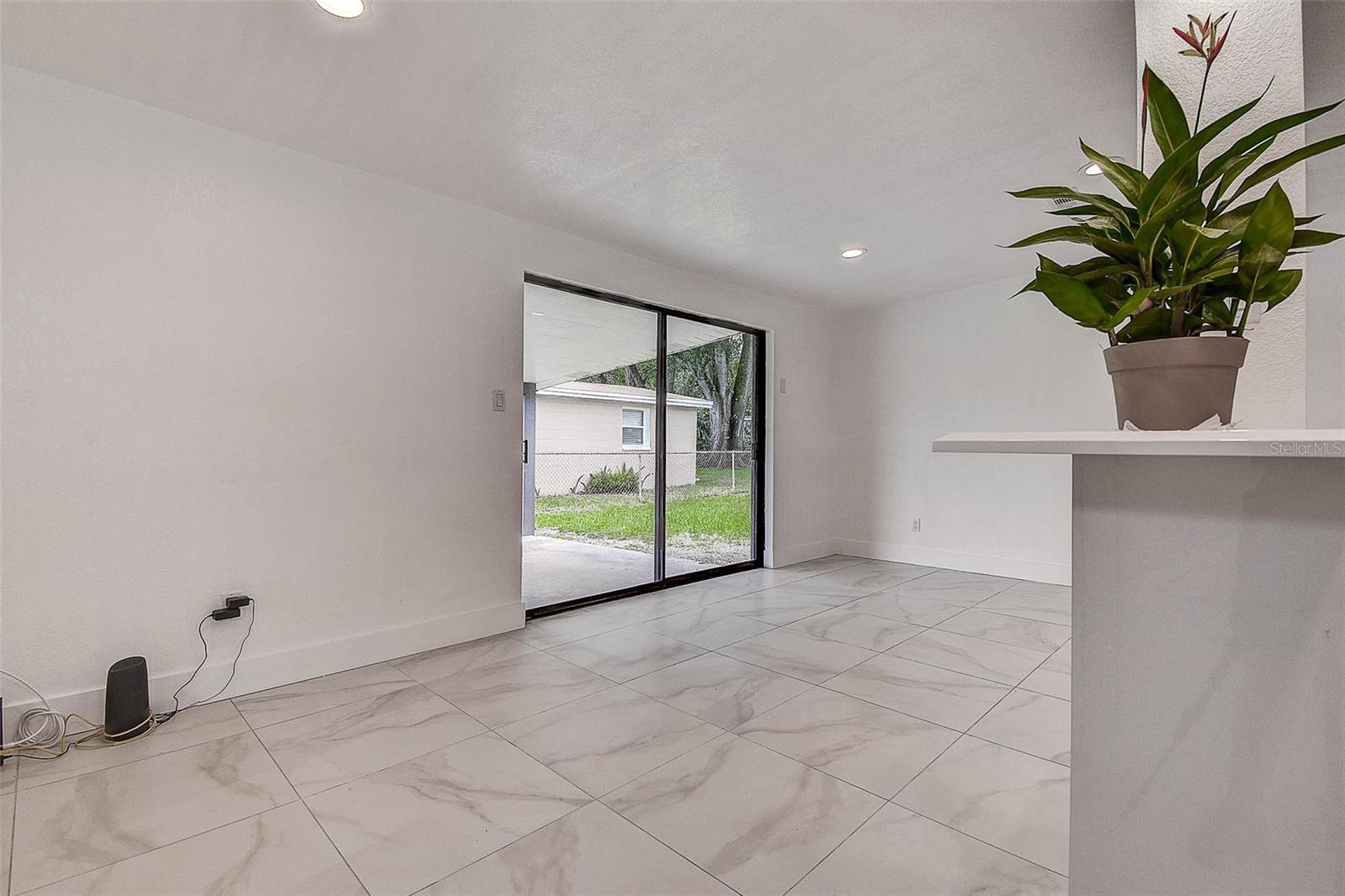Image 12 of 37 For 3722 Idlewild Avenue