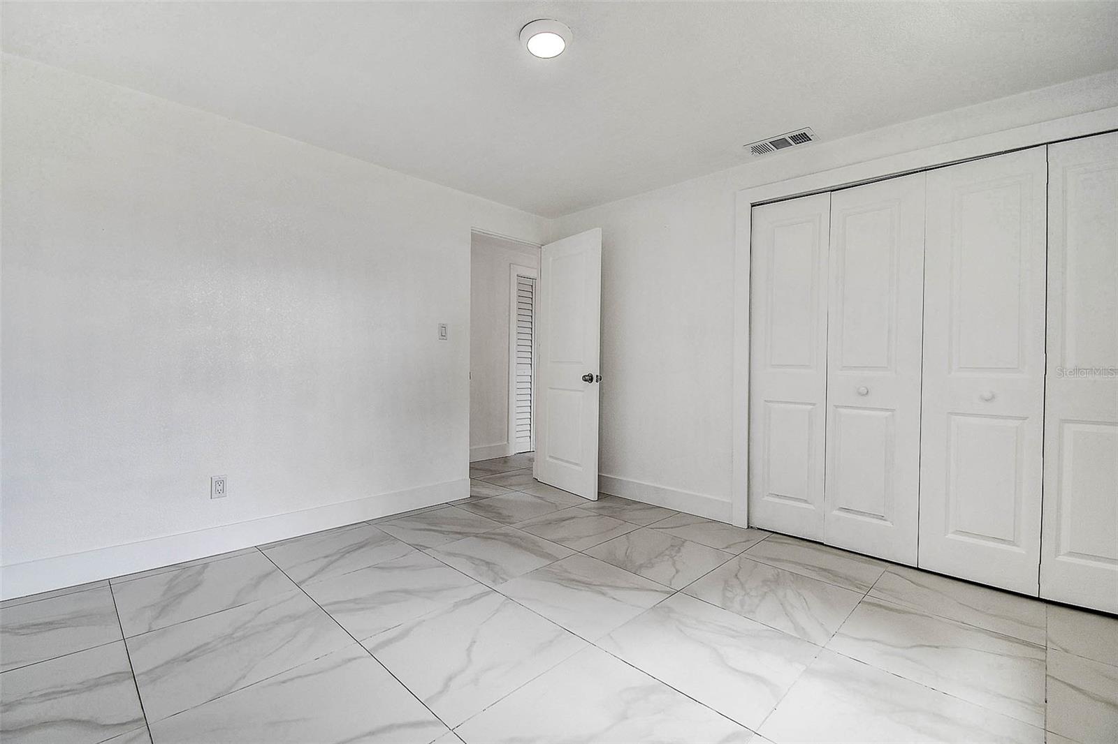 Image 16 of 37 For 3722 Idlewild Avenue