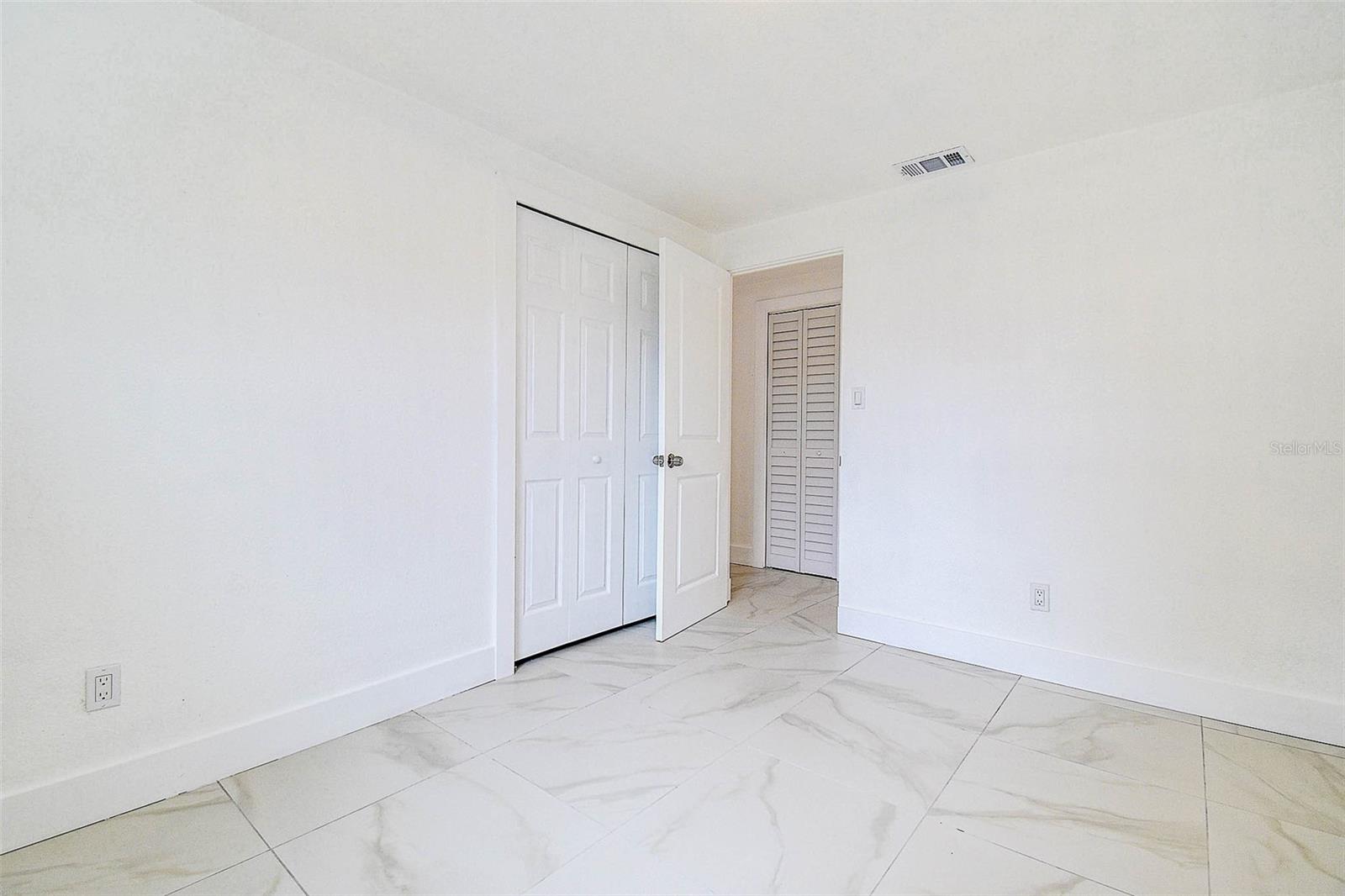Image 18 of 37 For 3722 Idlewild Avenue