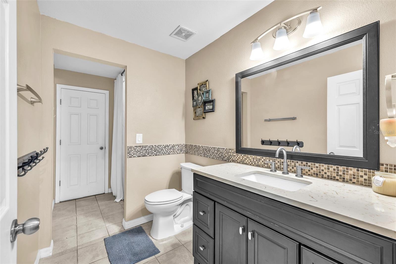 Image 11 of 27 For 11841 Autumn Creek Drive