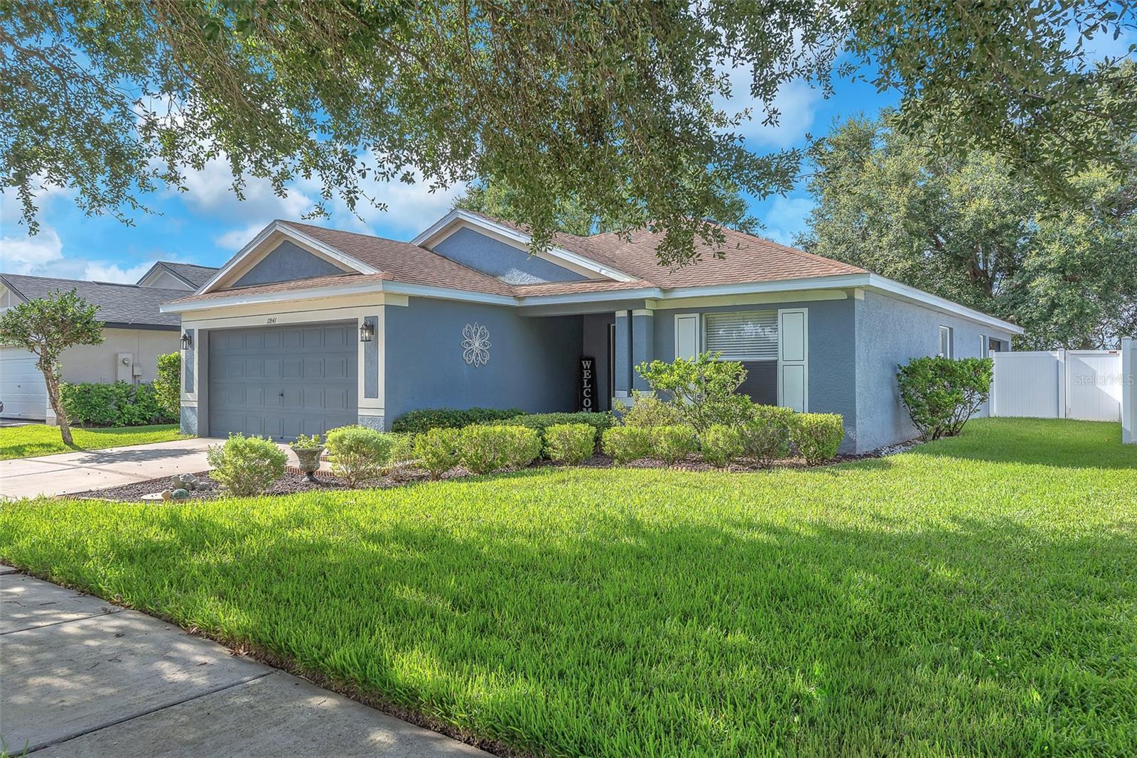 Image 2 of 27 For 11841 Autumn Creek Drive