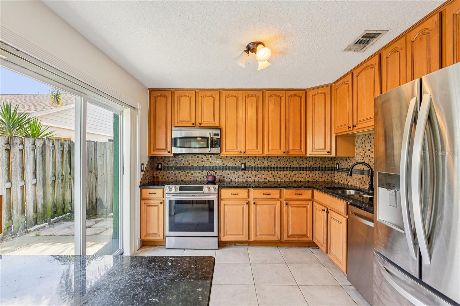 Image 15 of 28 For 808 Franklin Circle