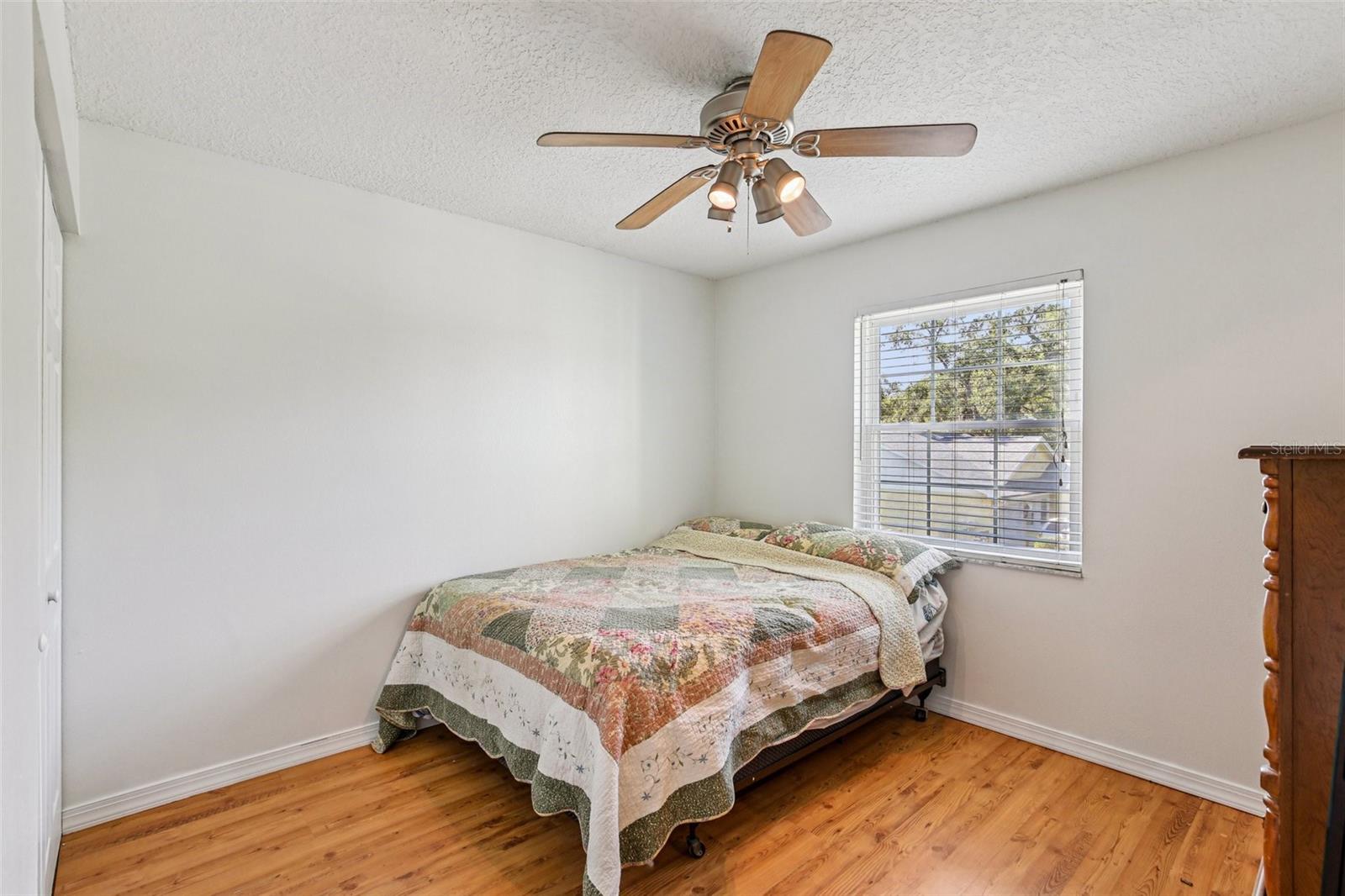 Image 7 of 28 For 808 Franklin Circle