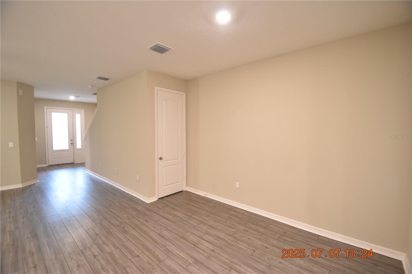Image 25 of 51 For 11418 Cay Spruce Way