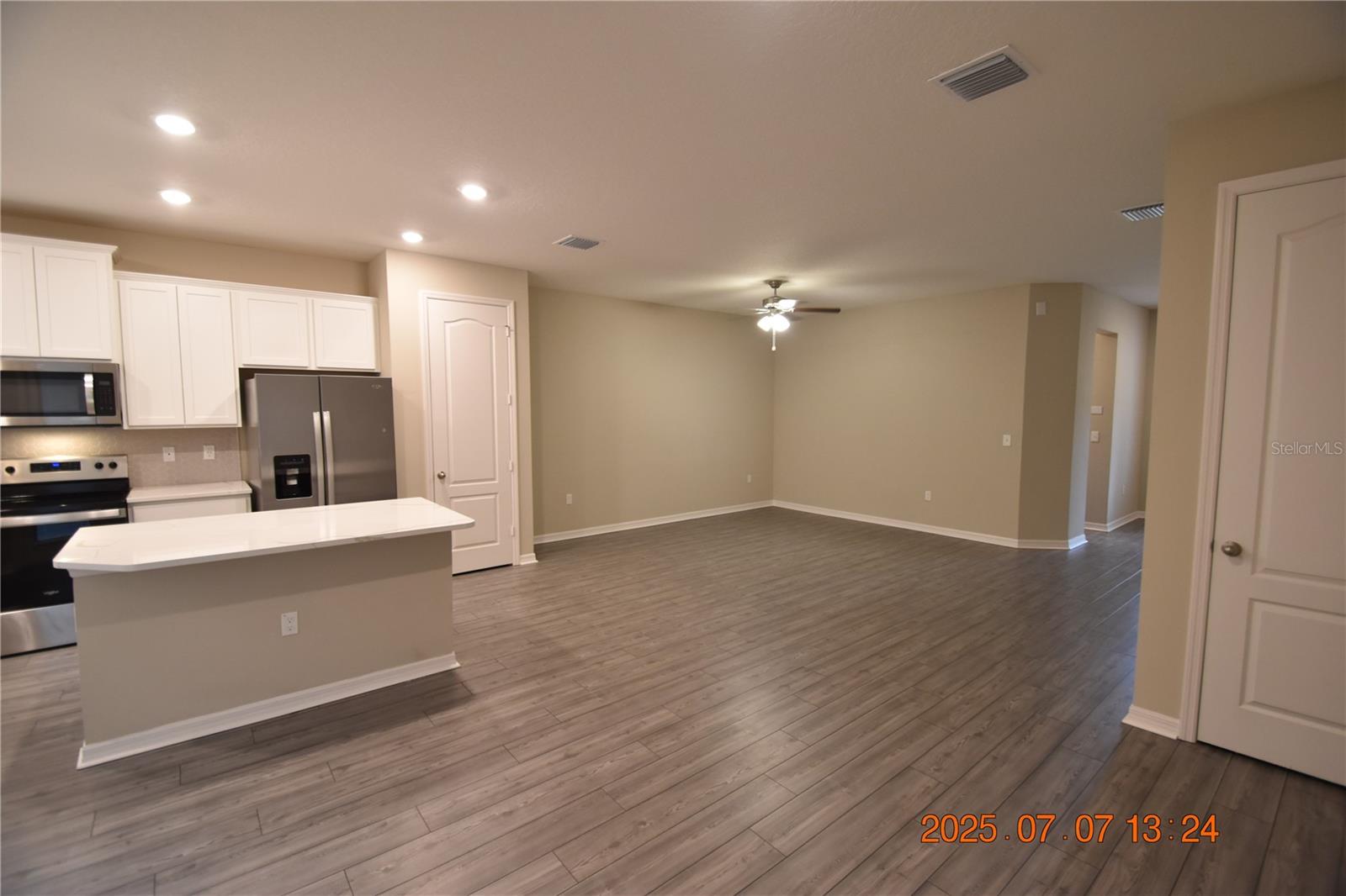 Image 26 of 51 For 11418 Cay Spruce Way