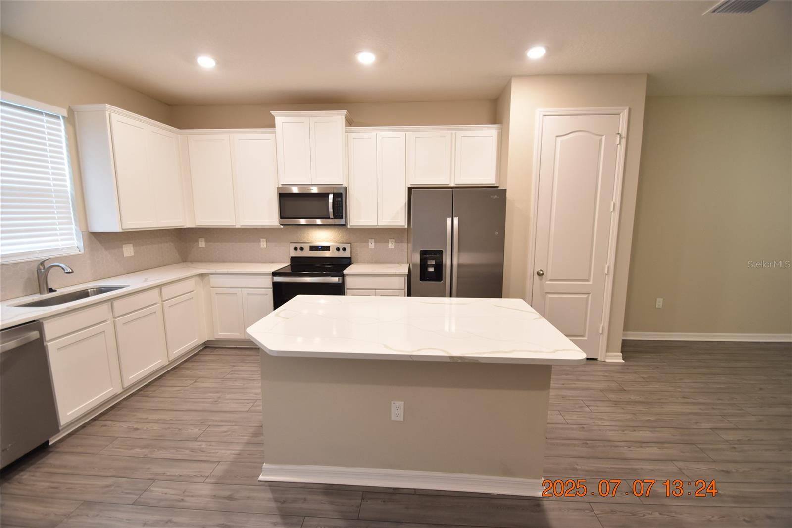 Image 28 of 51 For 11418 Cay Spruce Way