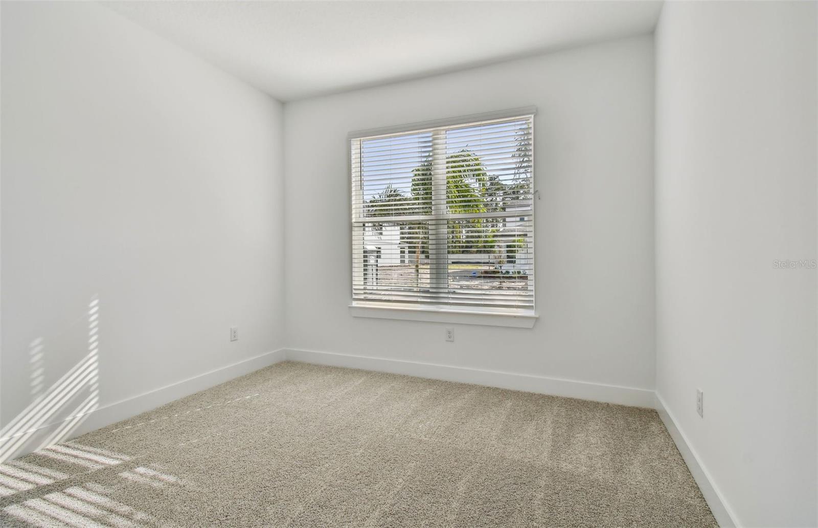 Image 11 of 23 For 12687 Glenn Creek Drive