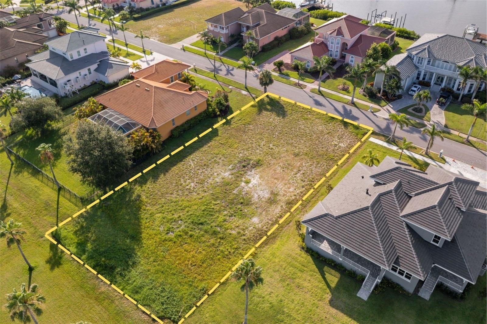 Image 11 of 16 For 6436 Rubia Circle