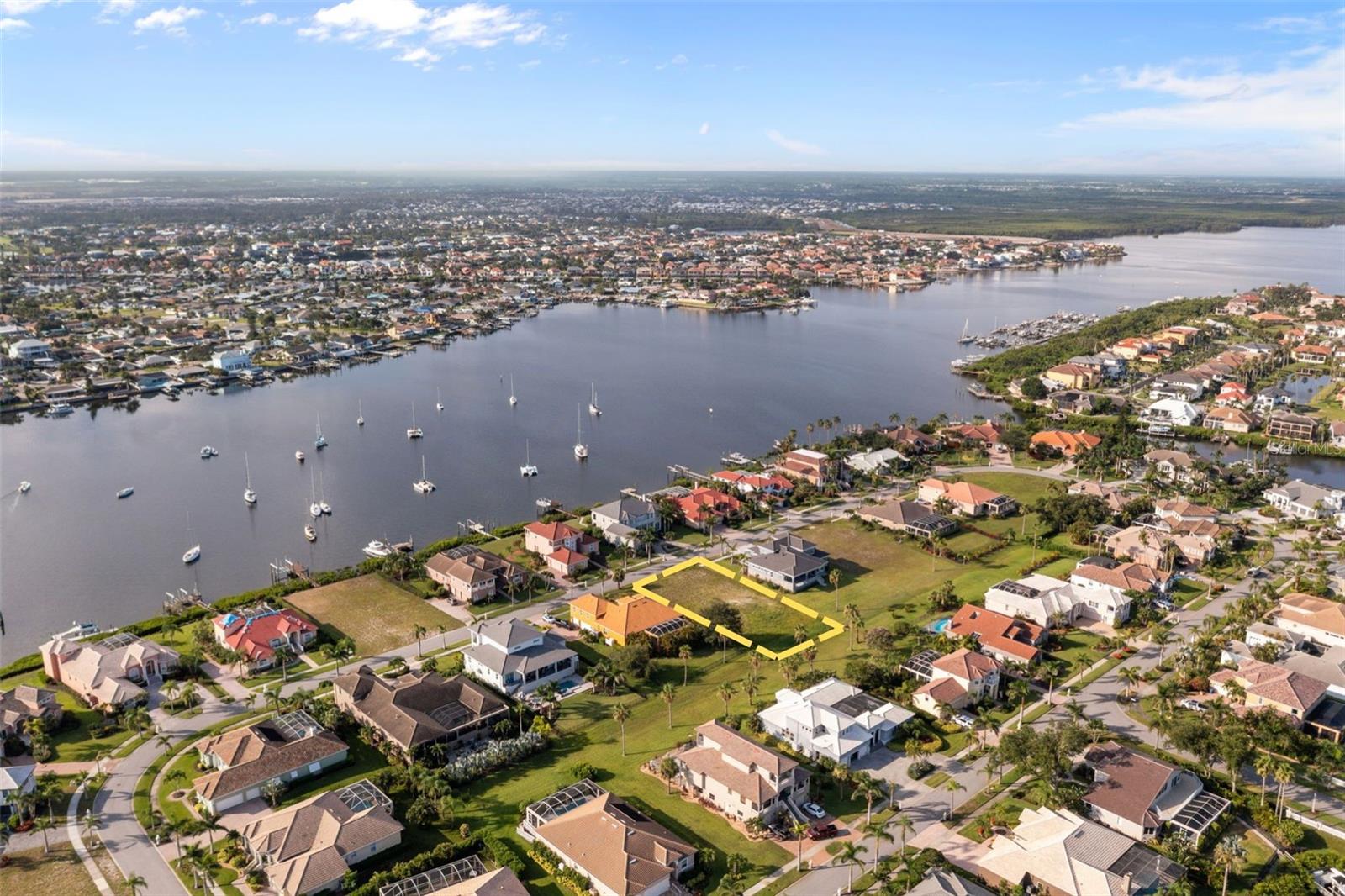 Image 6 of 16 For 6436 Rubia Circle