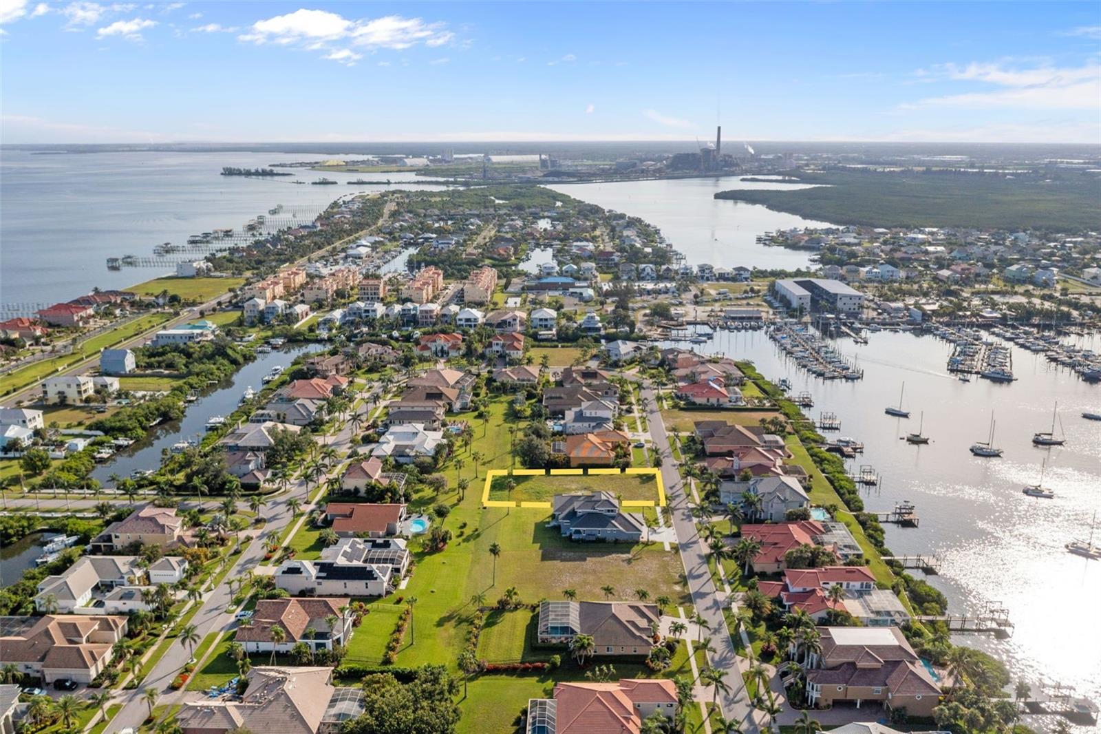 Image 8 of 16 For 6436 Rubia Circle