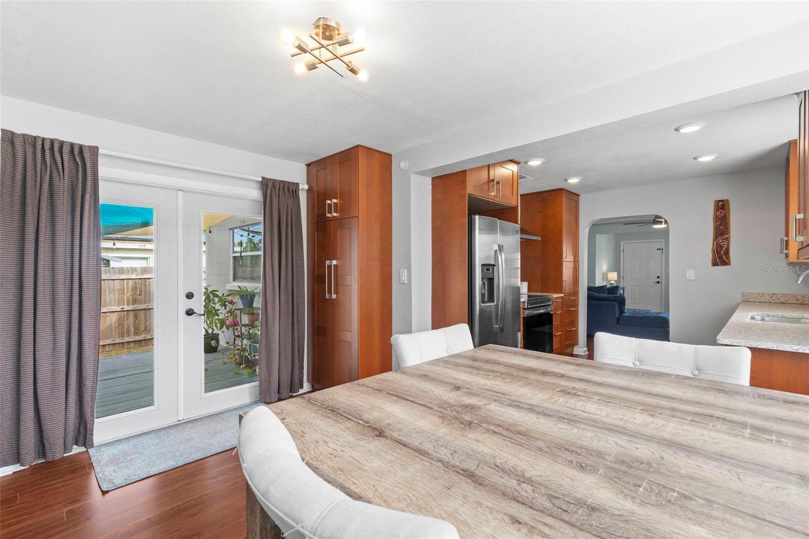 Image 16 of 34 For 434 40th Avenue N
