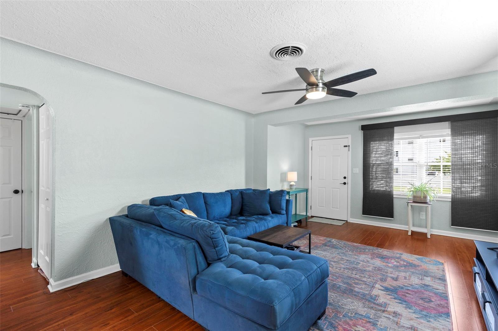 Image 6 of 34 For 434 40th Avenue N