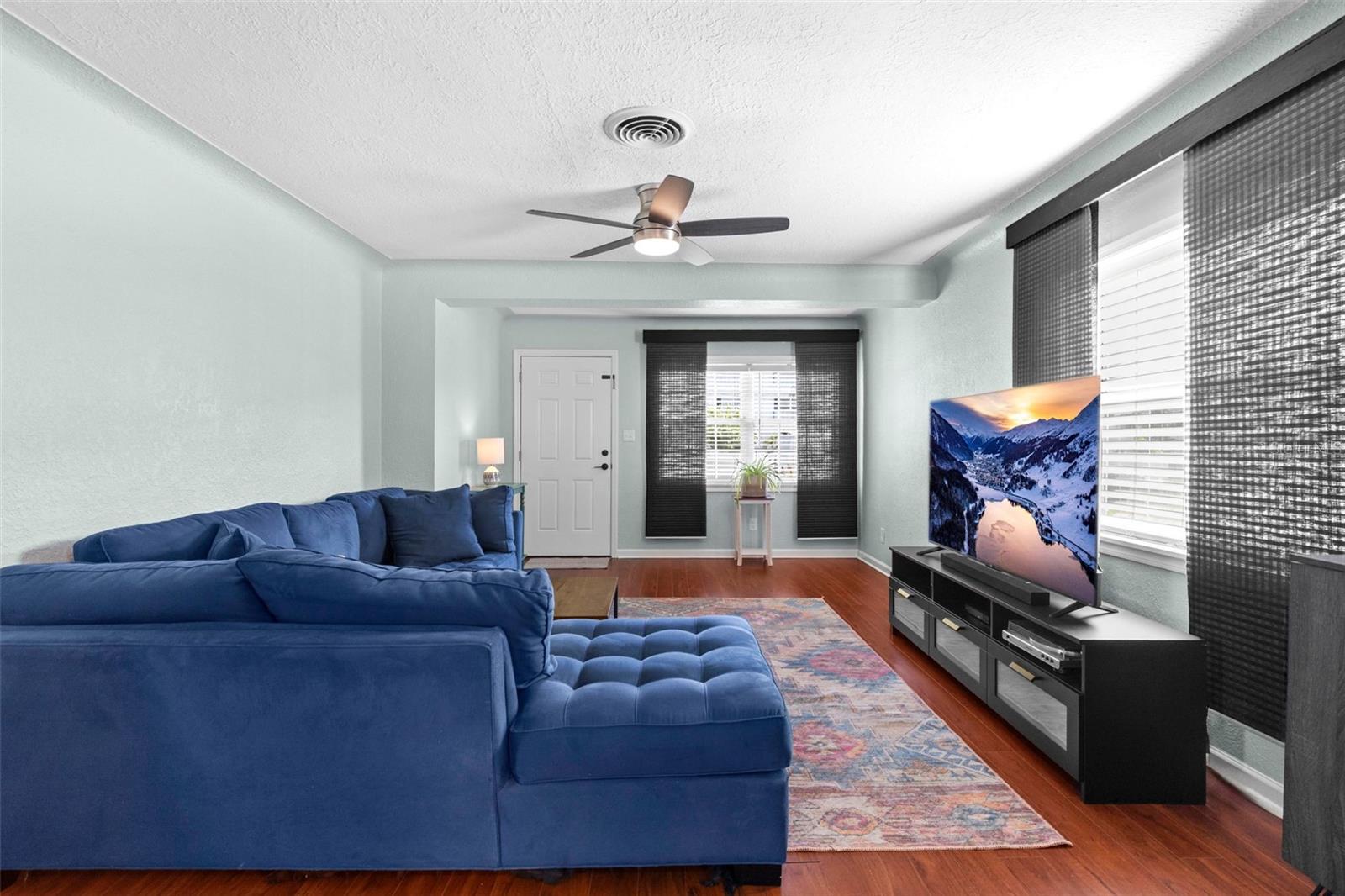 Image 9 of 34 For 434 40th Avenue N