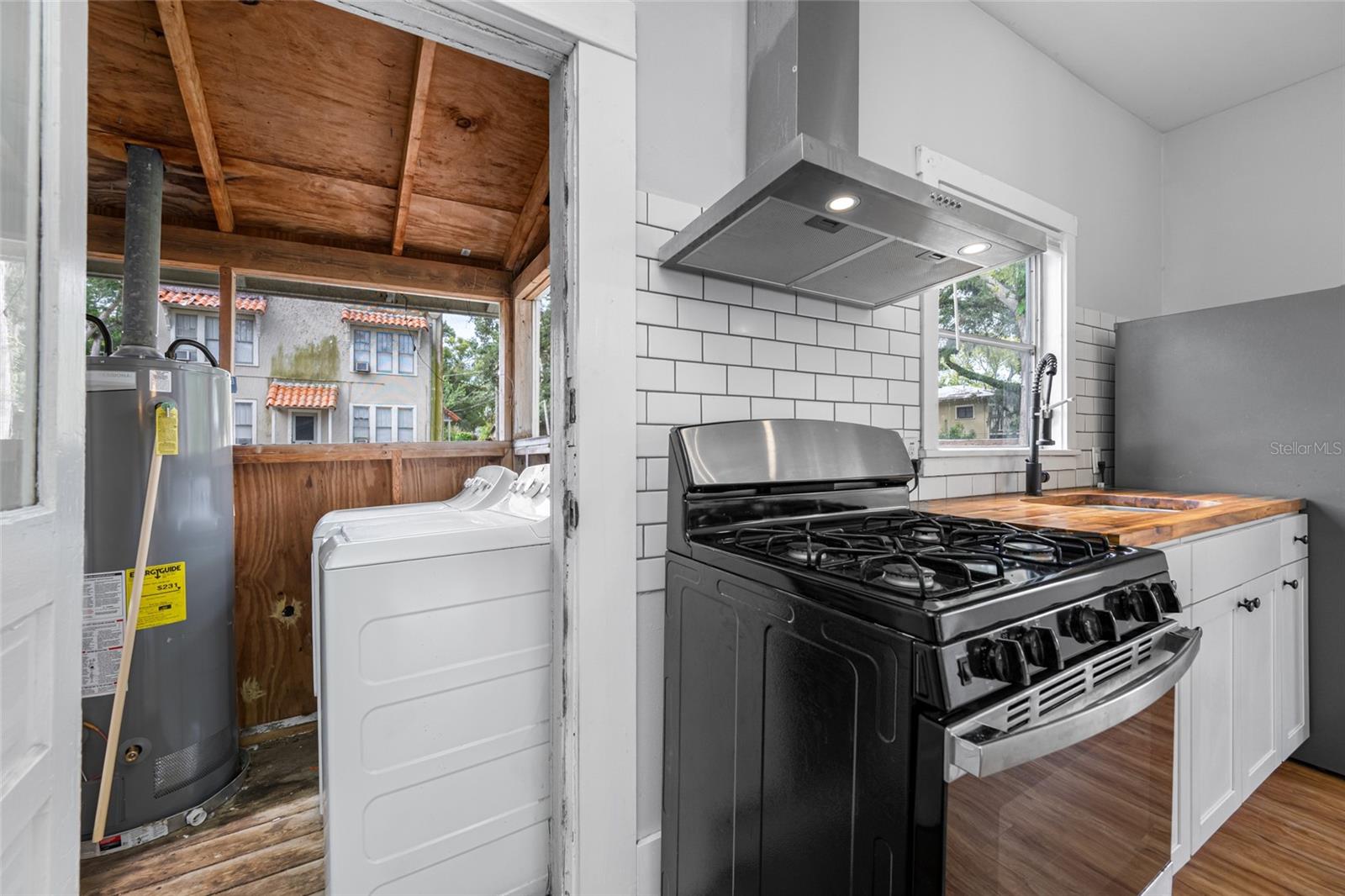 Image 14 of 31 For 714 Hollywood Street 5