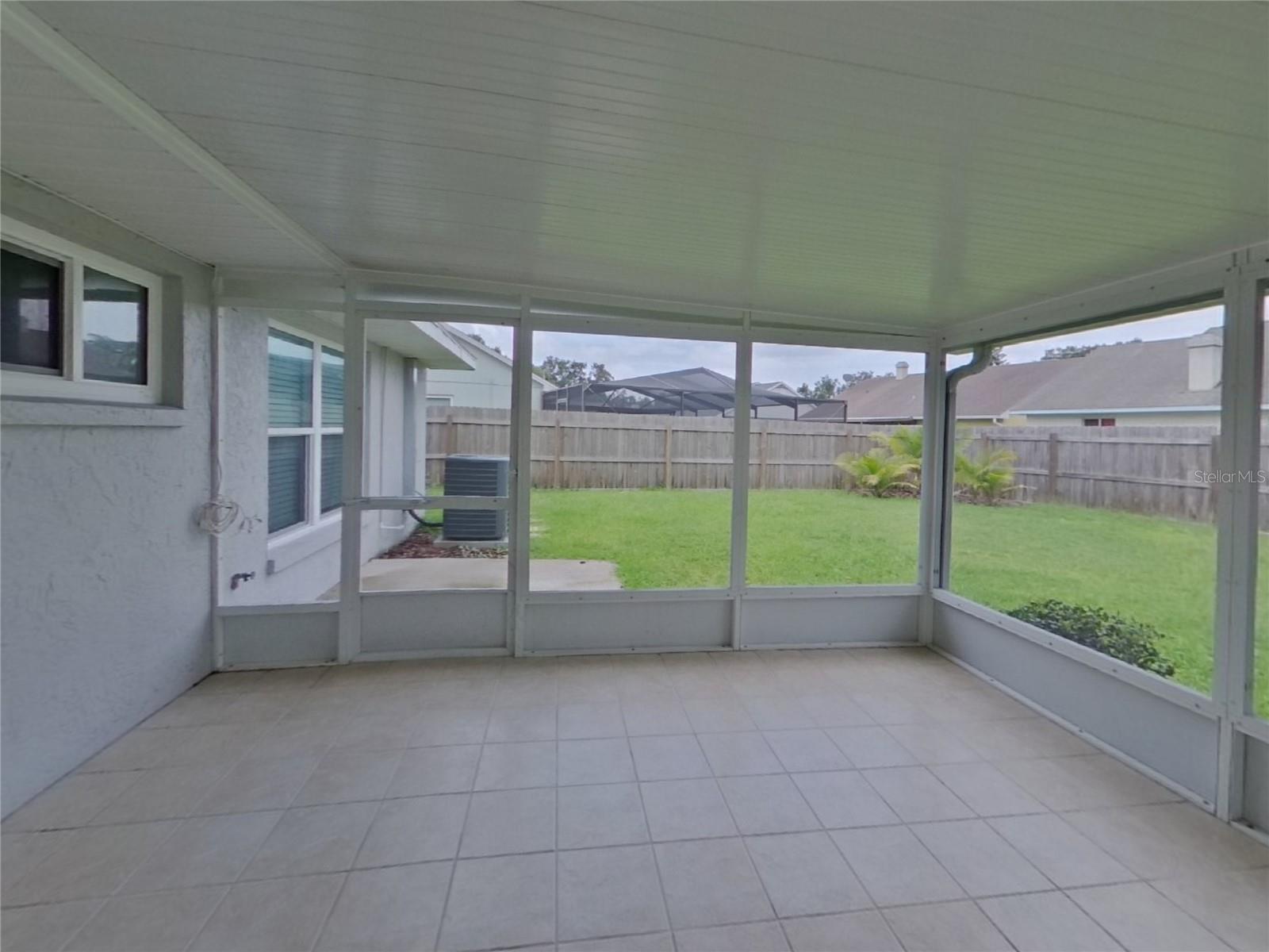 Image 14 of 15 For 2015 Branch Tree Lane
