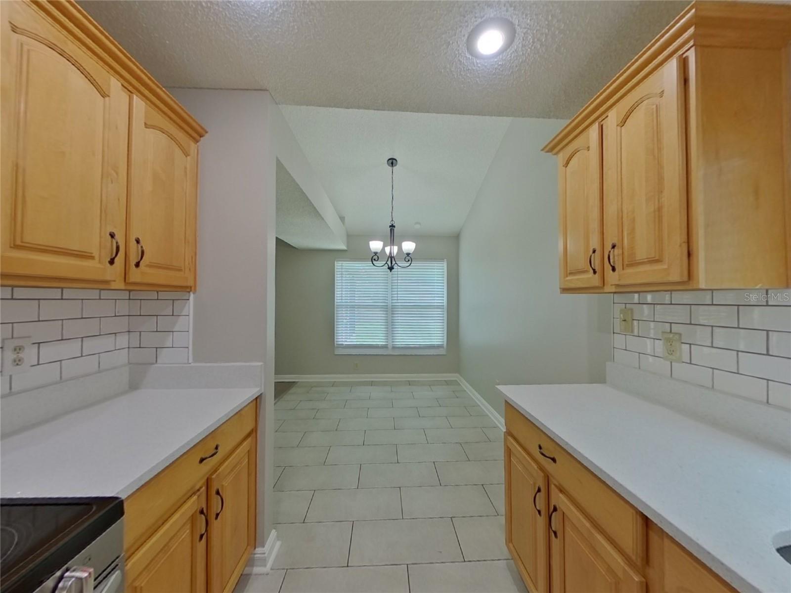 Image 5 of 15 For 2015 Branch Tree Lane