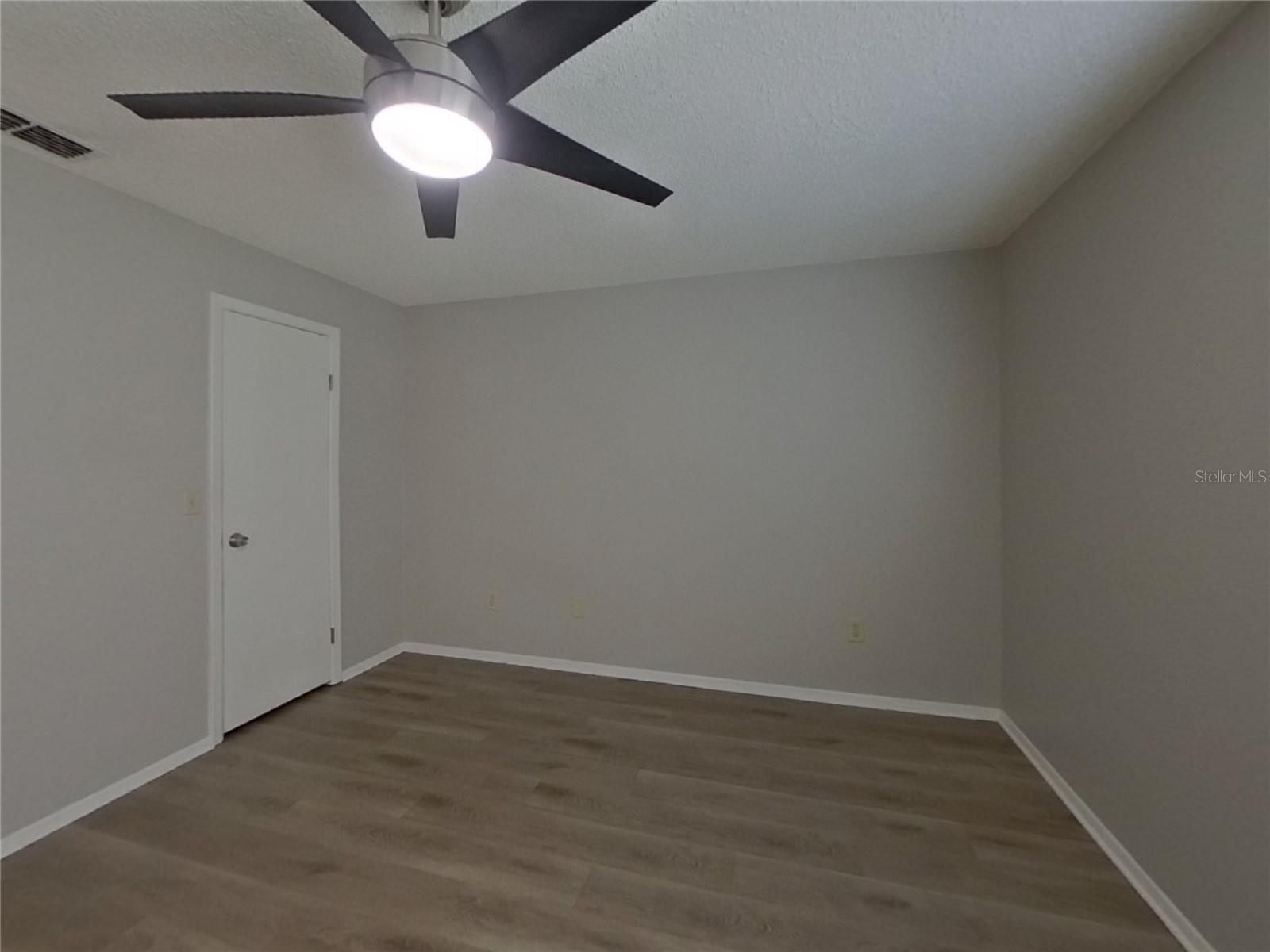 Image 6 of 15 For 2015 Branch Tree Lane