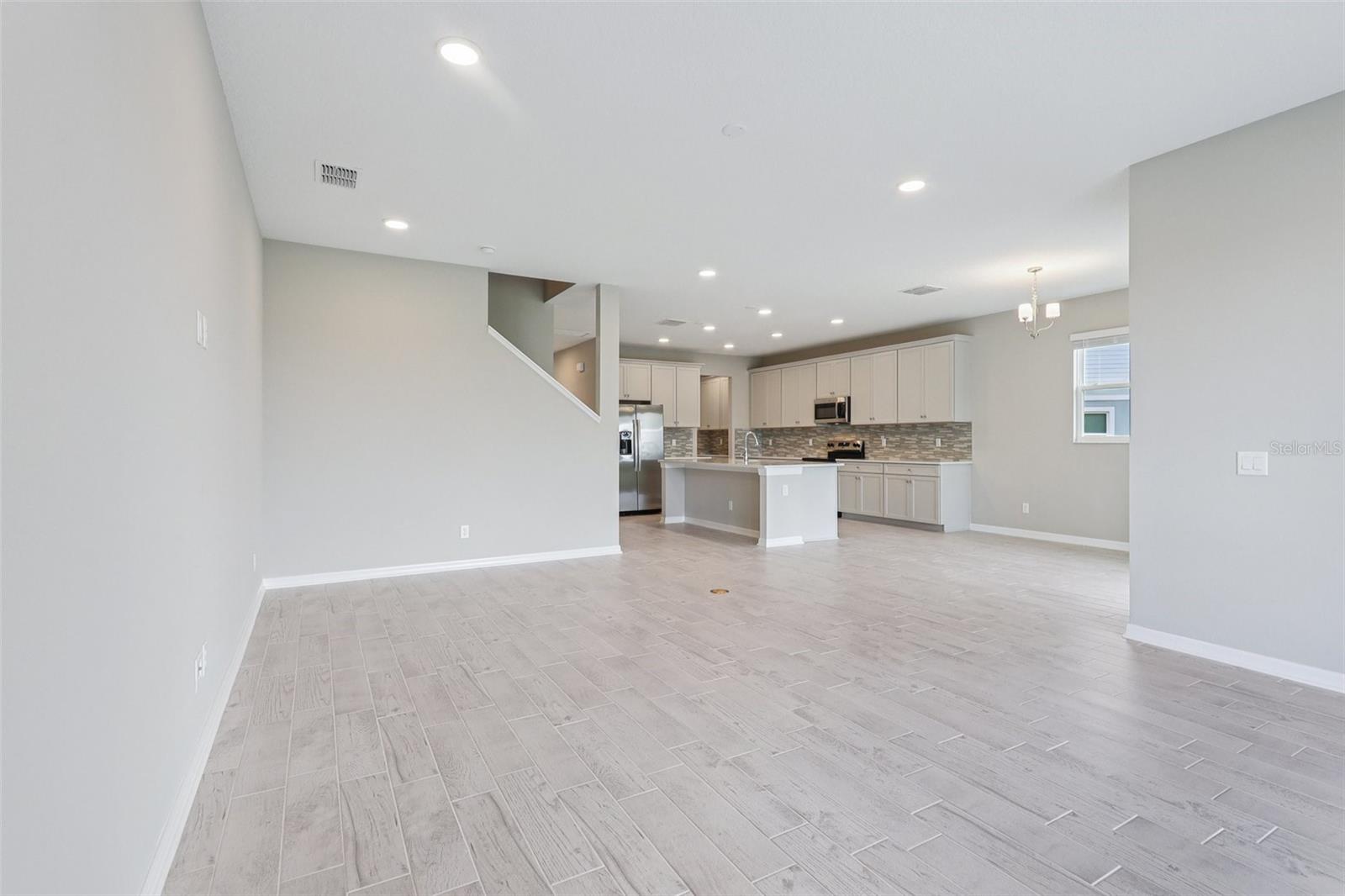 Image 7 of 48 For 38049 Copper Penny Court