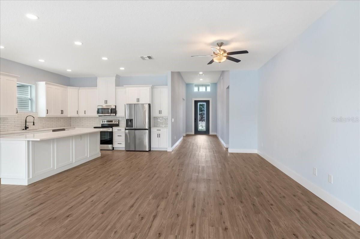Image 13 of 27 For 6175 109th Avenue N