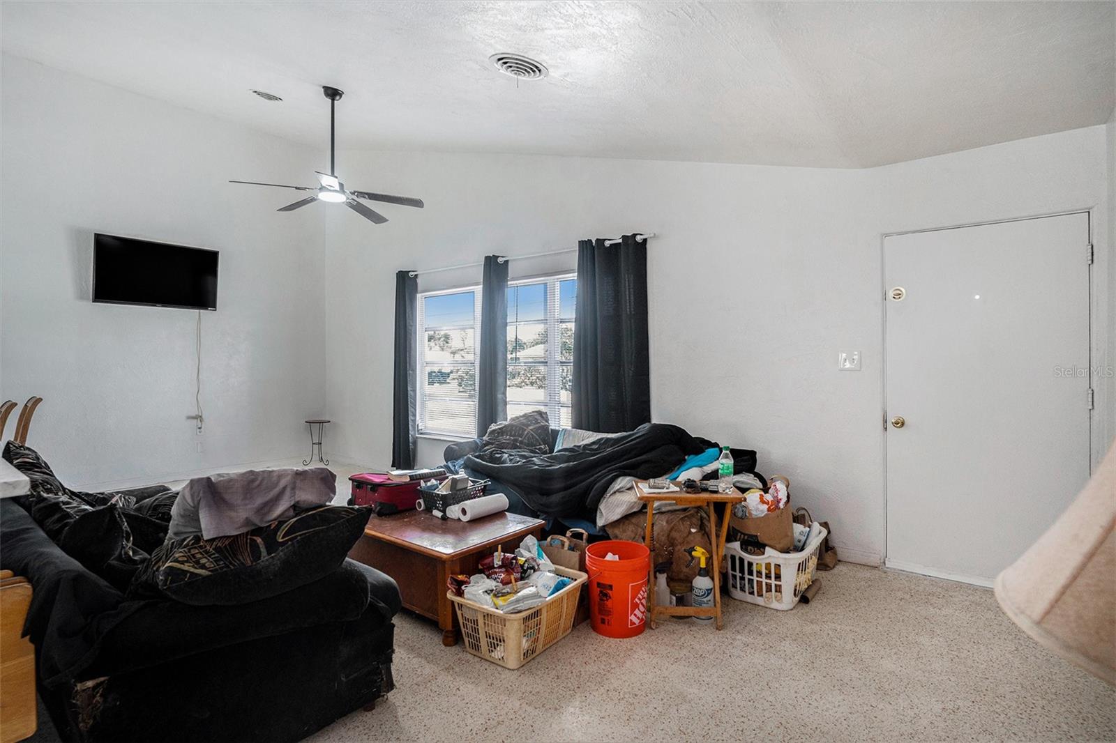 Listing photo id 4 for 11830 86th Avenue