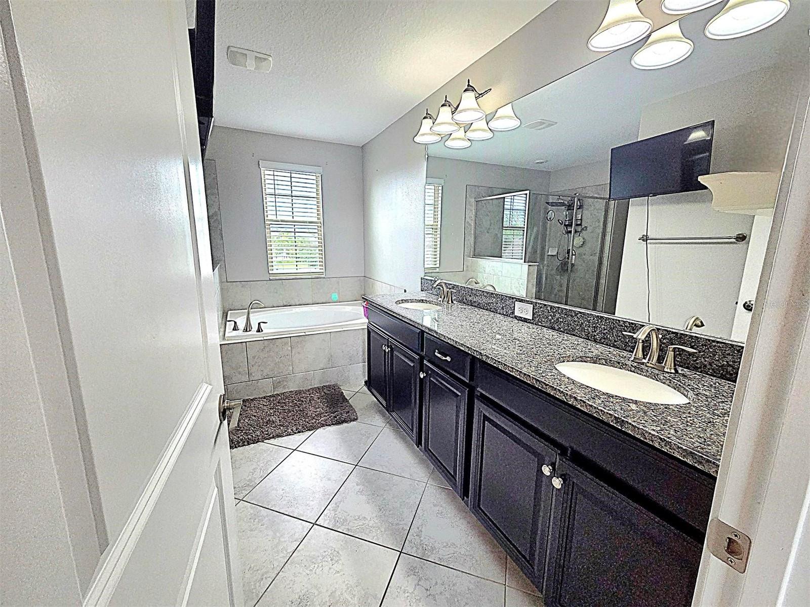 Image 11 of 33 For 13332 Wildflower Meadow Drive