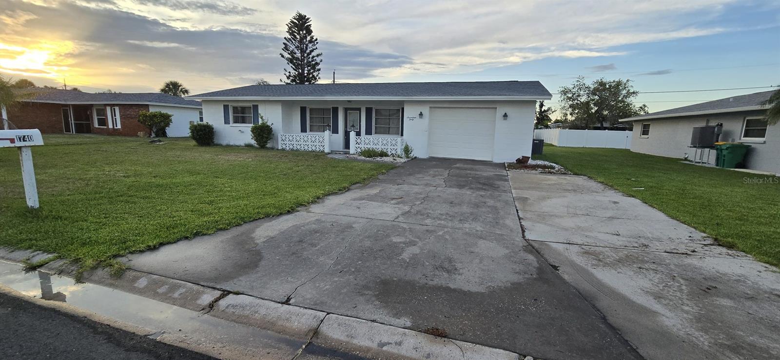 Image 3 of 11 For 1740 Elinor Place