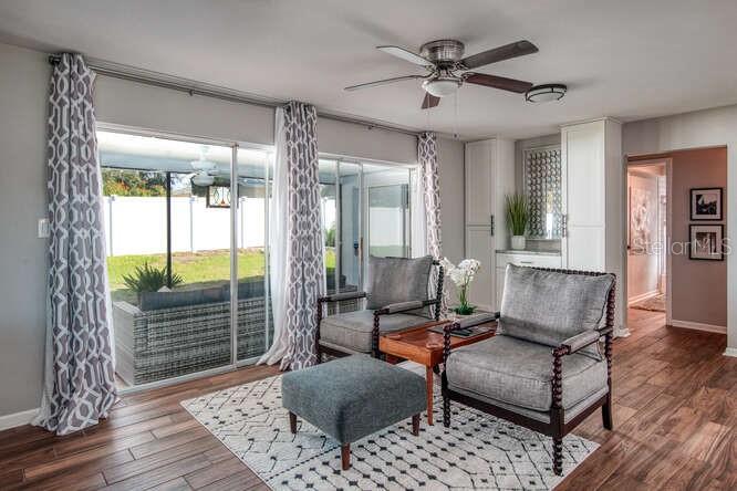 Image 17 of 32 For 14665 Crown Drive