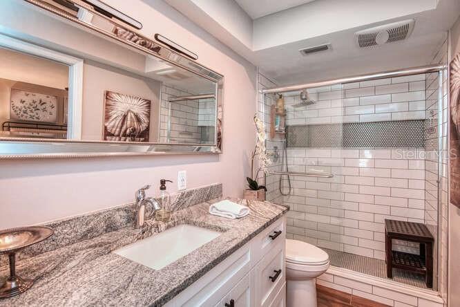 Image 20 of 32 For 14665 Crown Drive