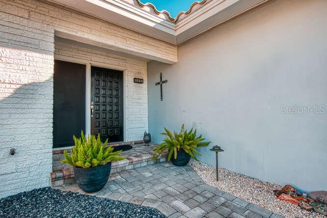 Image 4 of 32 For 14665 Crown Drive