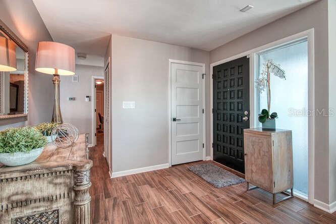 Image 5 of 32 For 14665 Crown Drive