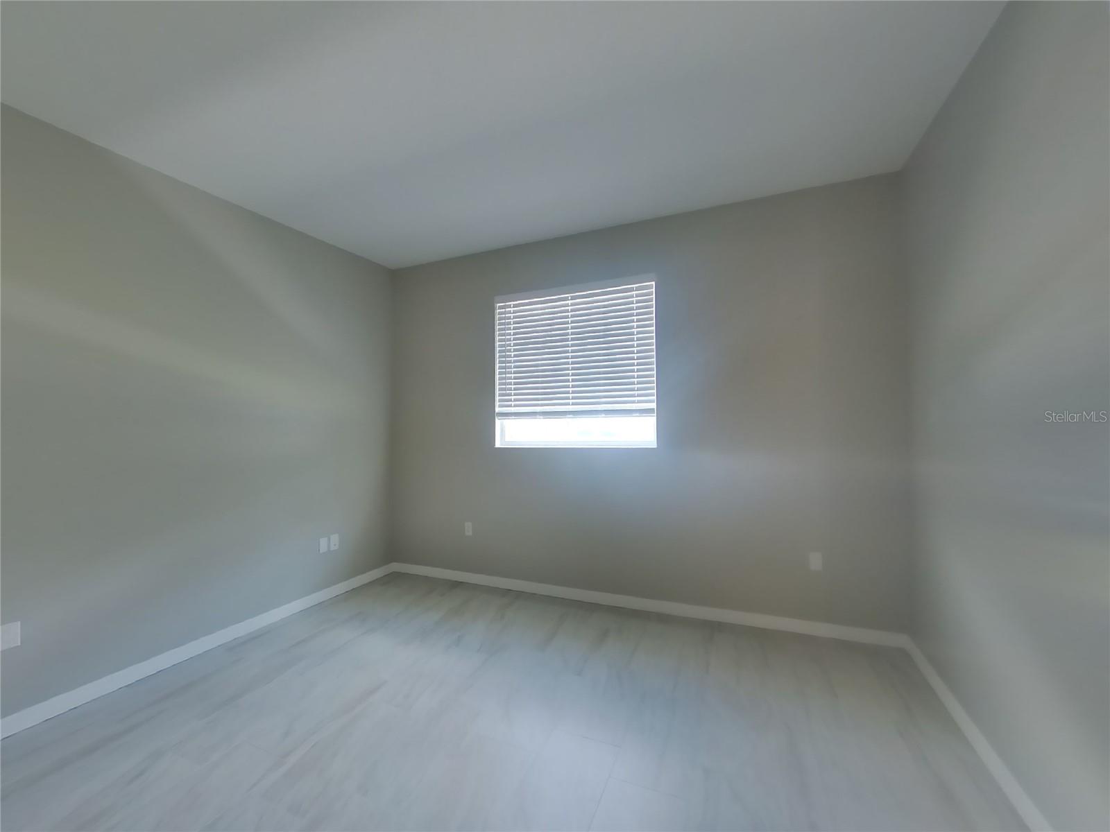 Image 15 of 16 For 13504 Red Ear Court