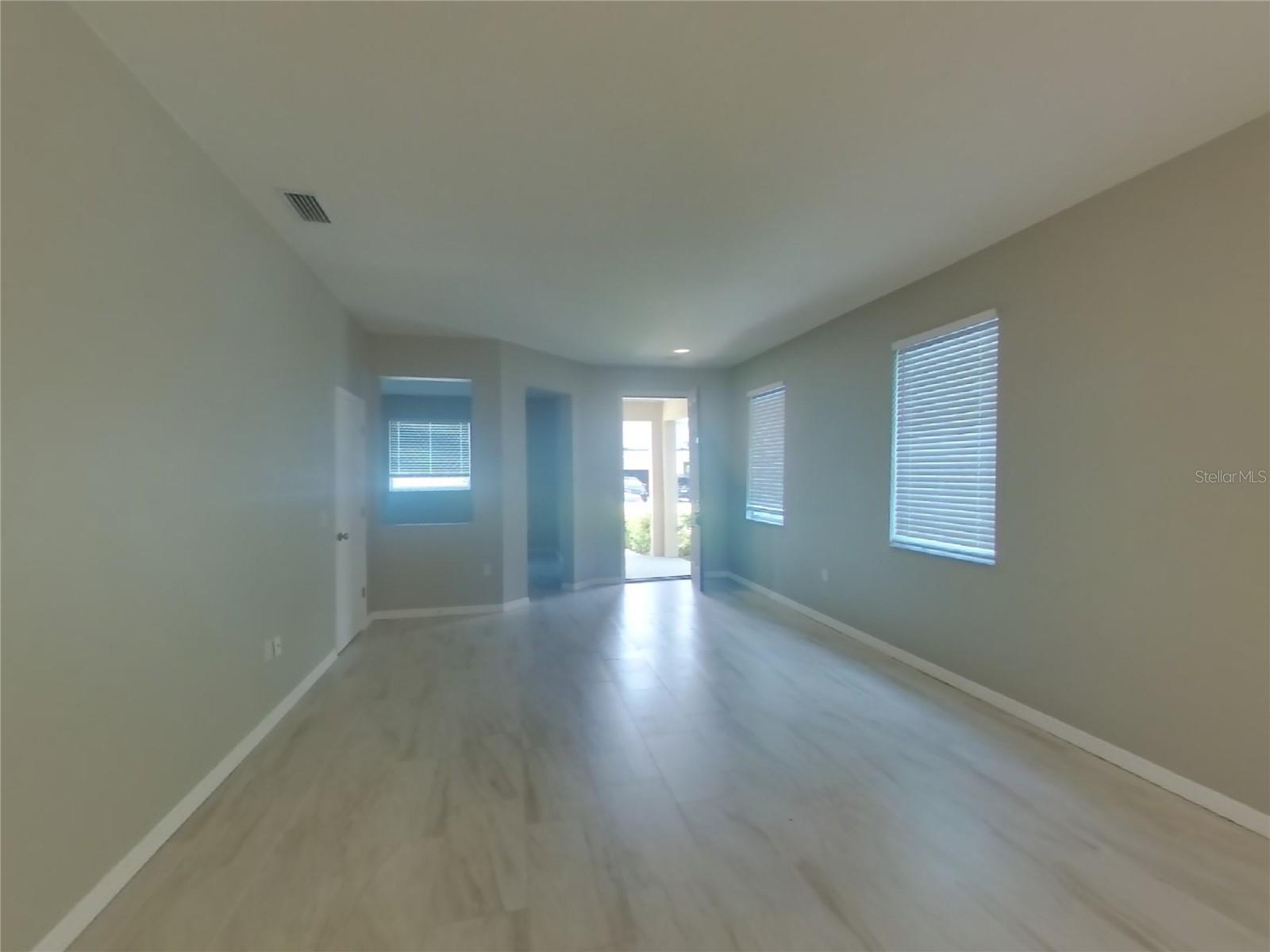 Image 4 of 16 For 13504 Red Ear Court