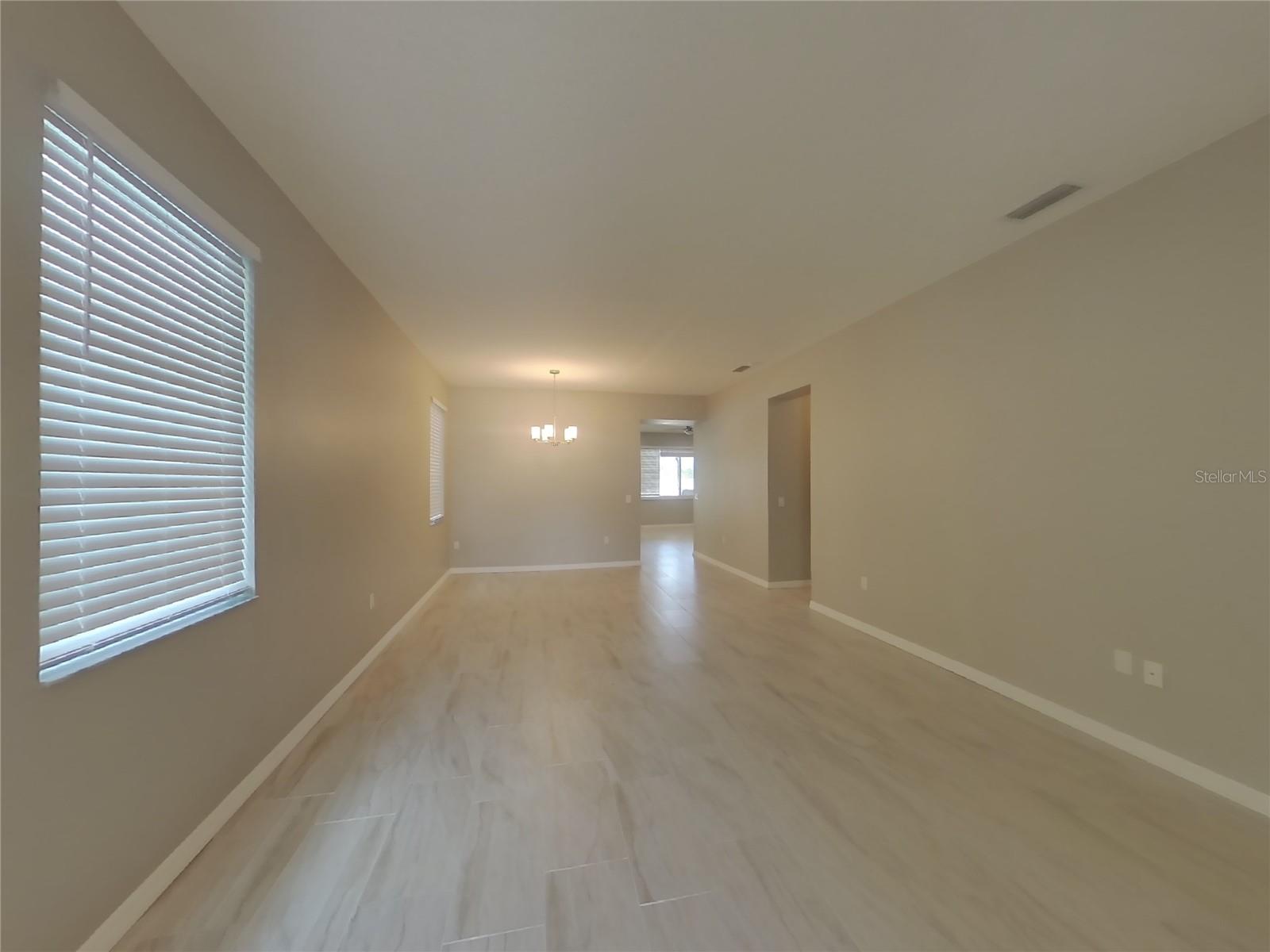 Image 5 of 16 For 13504 Red Ear Court