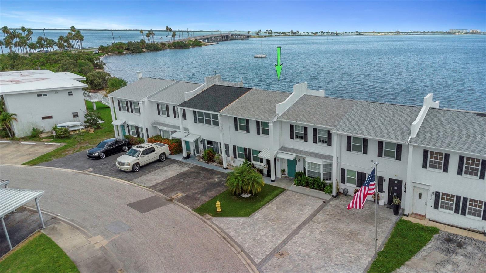Listing photo id 29 for 2630 St Josephs Drive W