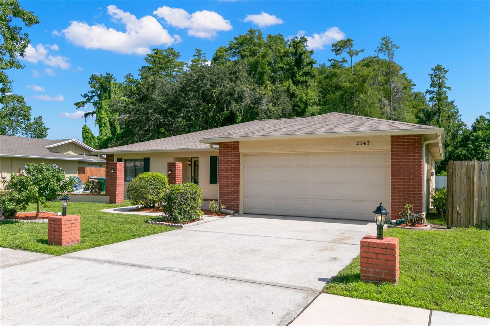 Image 3 of 35 For 2147 Colonial Boulevard W
