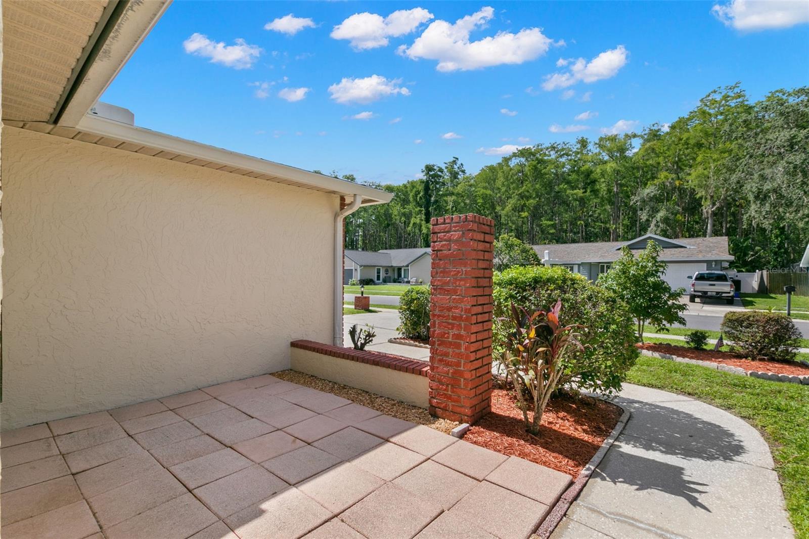 Image 4 of 35 For 2147 Colonial Boulevard W