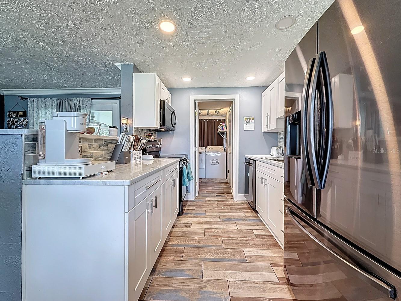 Image 17 of 84 For 2625 46th Avenue N