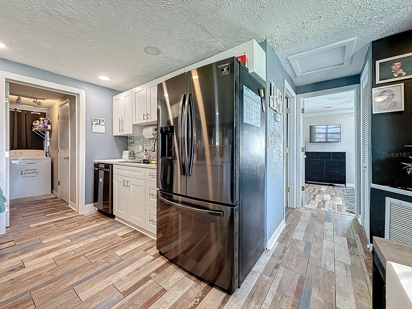 Image 18 of 84 For 2625 46th Avenue N