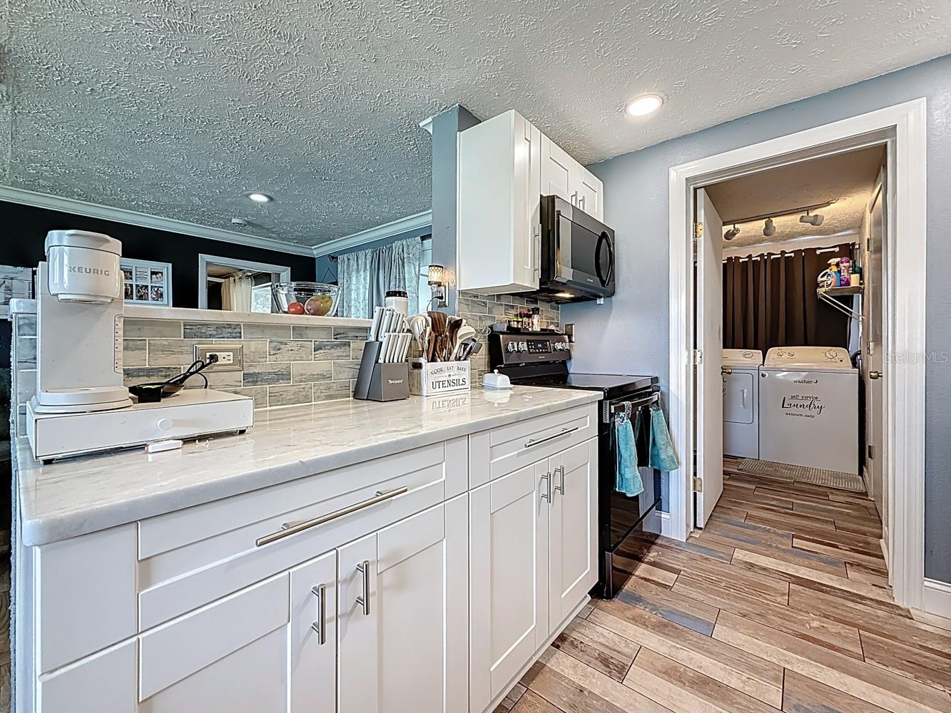 Image 20 of 84 For 2625 46th Avenue N