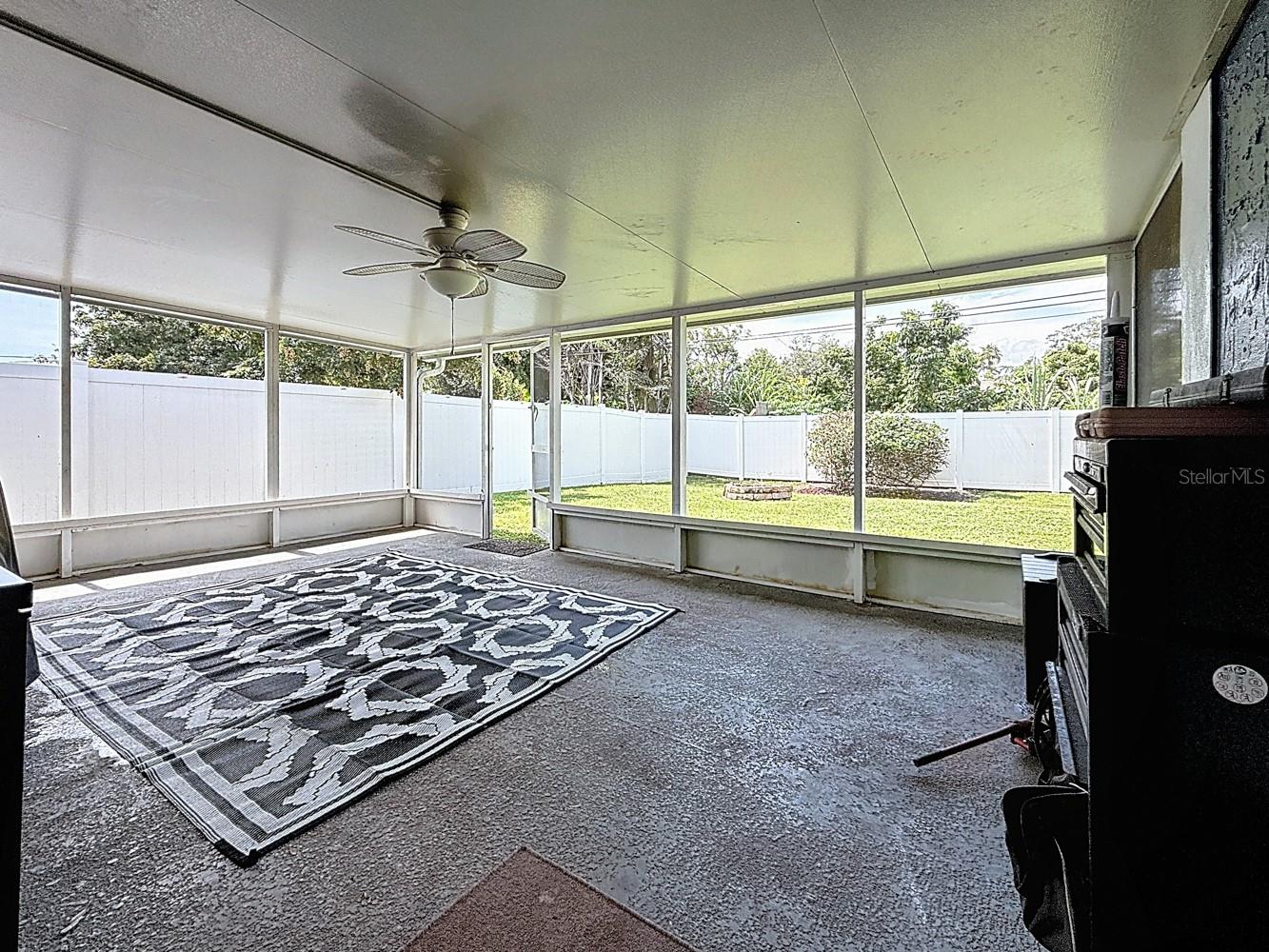 Image 47 of 84 For 2625 46th Avenue N